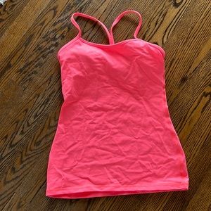 Lululemon tank